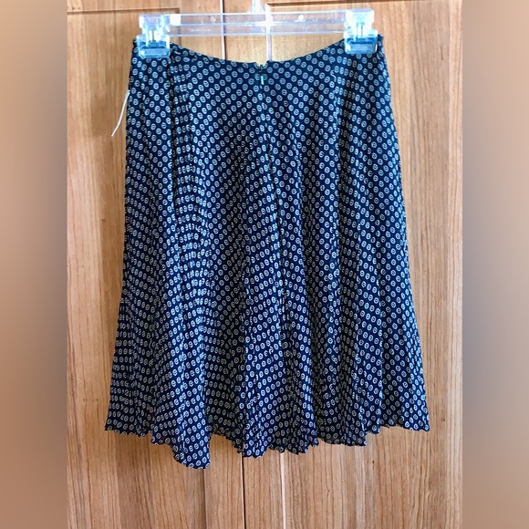 Y2K Vtg Women’s 2 100% Rayon Donna Karan Skirt - Picture 3 of 16